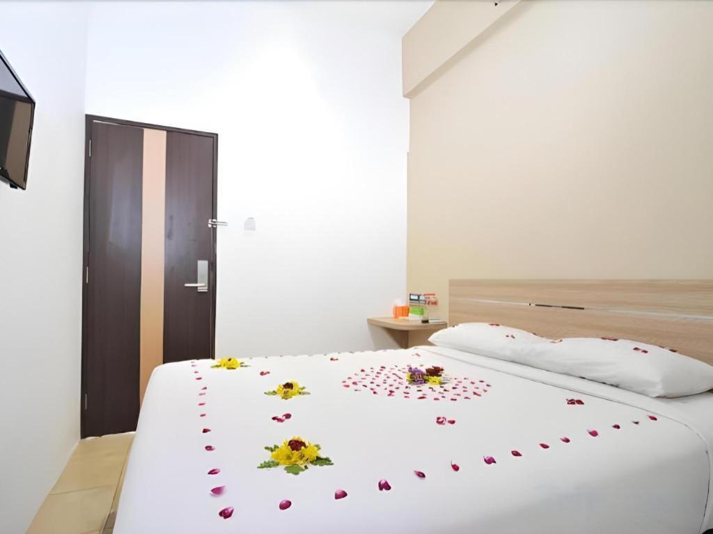 Guest House Nozz Семаранг Екстер'єр фото