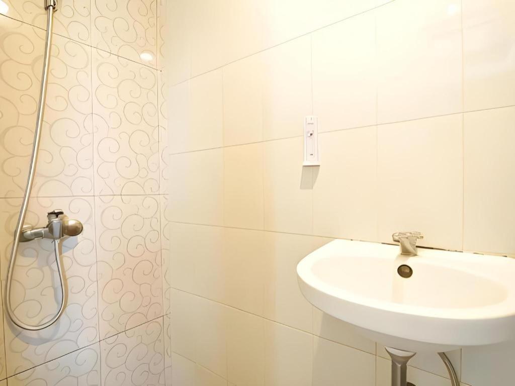 Guest House Nozz Семаранг Екстер'єр фото